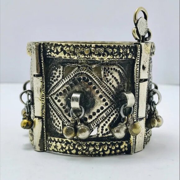single Gypsy Kuchi Cuff Bracelet, Handcrafted Tribal Bracelet With Patterns, - Picture 1 of 15